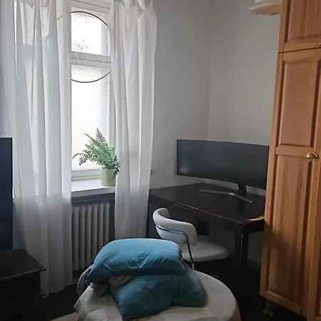 Private In The Heart Of Kallio 公寓